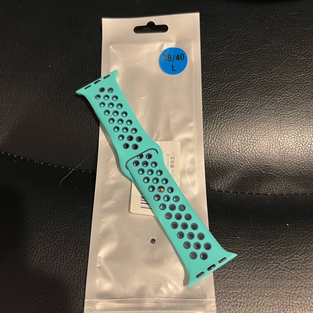 NWT Apple Watch athletic band